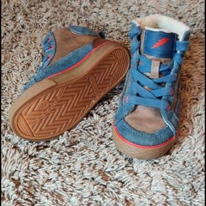 Hanna Andersson boys hi top fall shoes